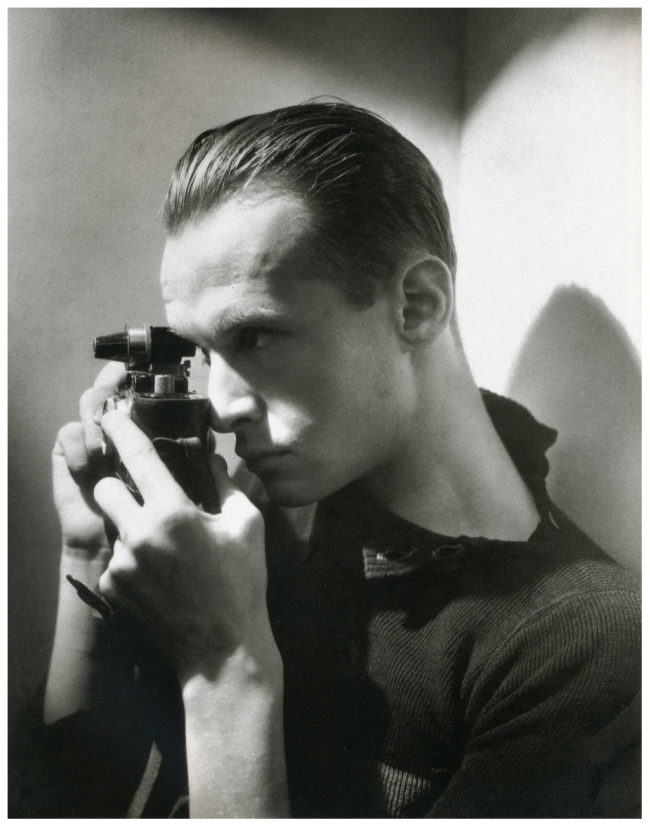 henri-cartier-bresson-ca-1933-by-george-hoyningen-huene