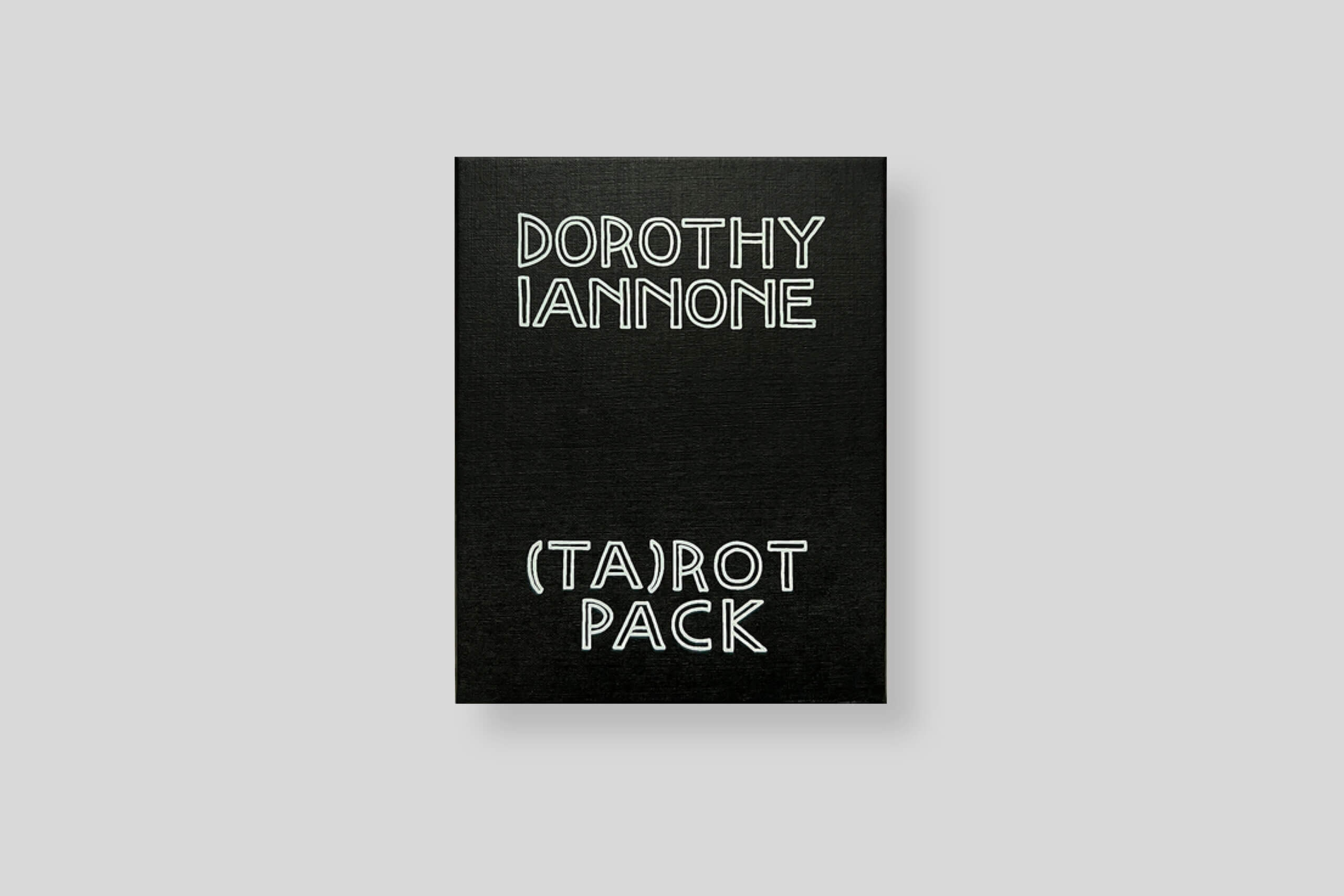 tarot-iannone-triangle-books-cover