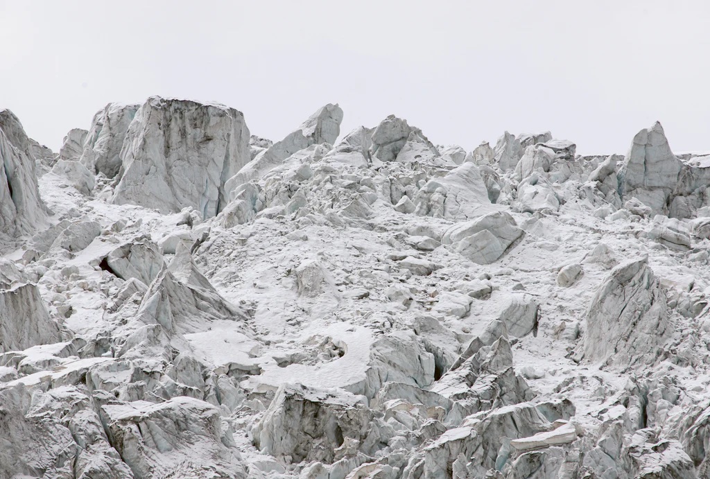 the-glacier-is-a-being-3