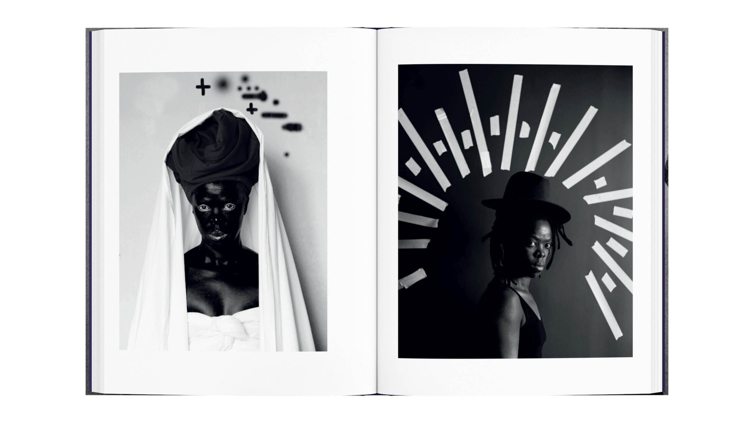 somnyama-ngonyama-hail-the-dark-lioness-vol-2-zanele-muholi-aperture-3